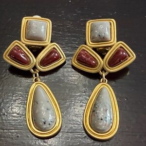 Avon Desert Sands clip-on earrings feature gold-tone metal stone cabochons